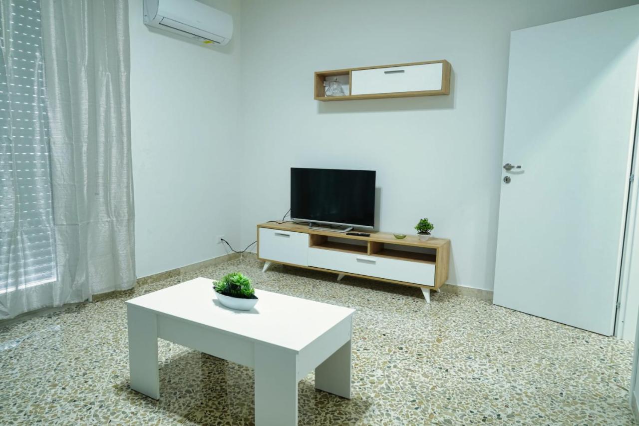 S.V Appartamenti Mazara del Vallo Δωμάτιο φωτογραφία