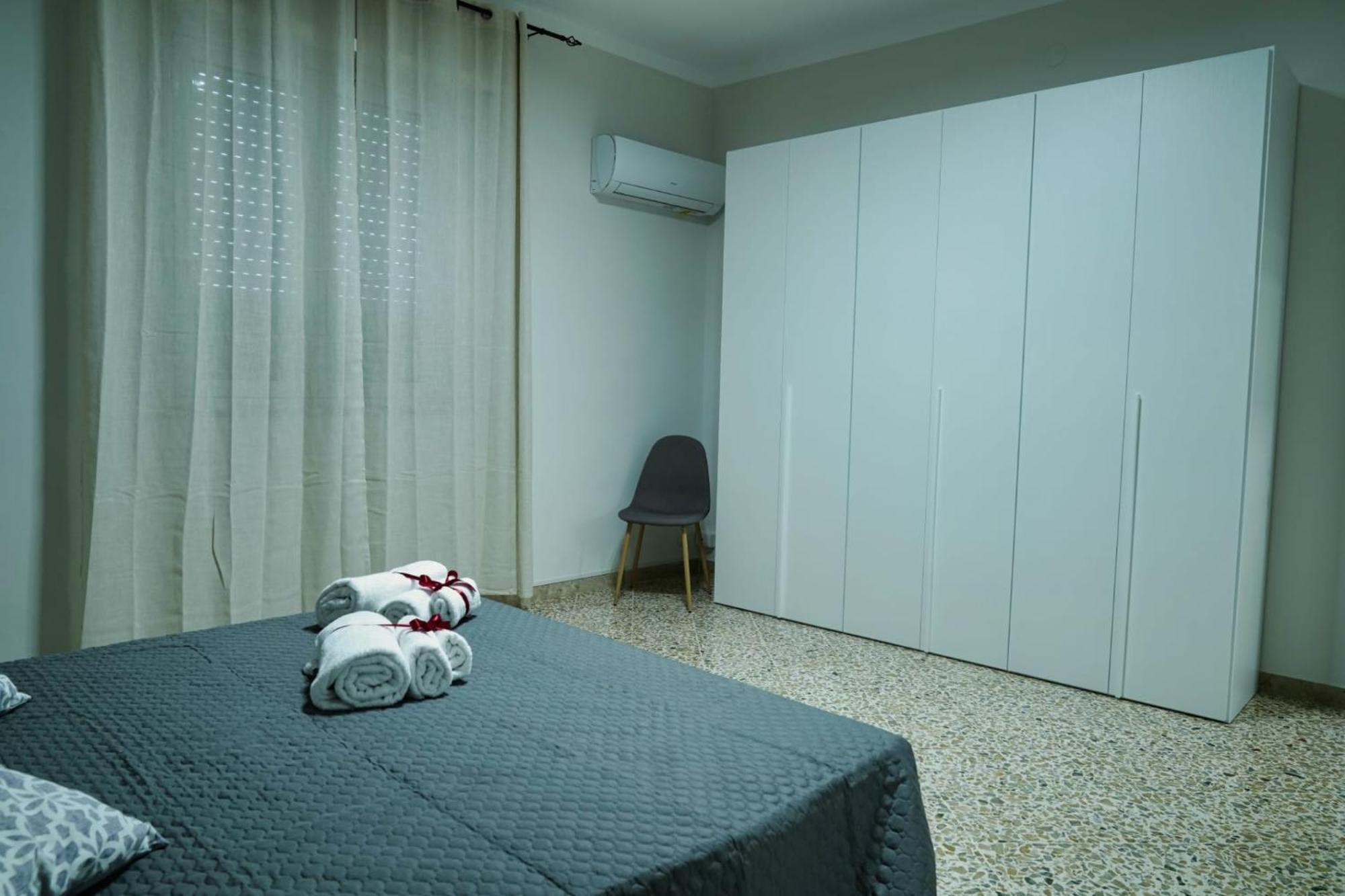 S.V Appartamenti Mazara del Vallo Δωμάτιο φωτογραφία